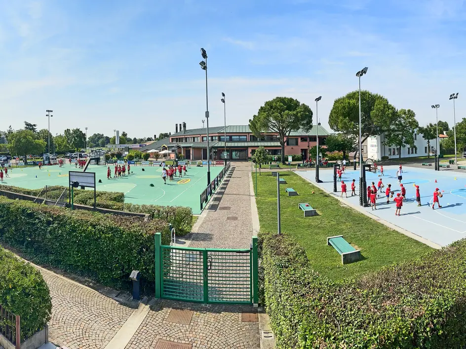 Campi da basket - La Ghirada
